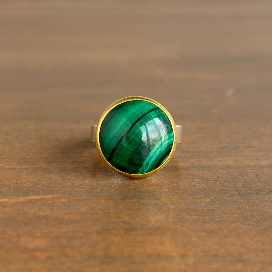 Round Cabochon Malachite Ring