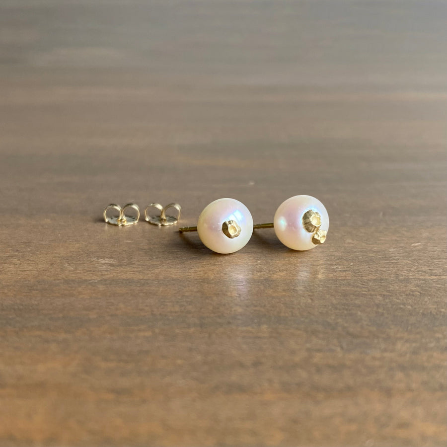 Little Pearl Studs with Gold Barnacles