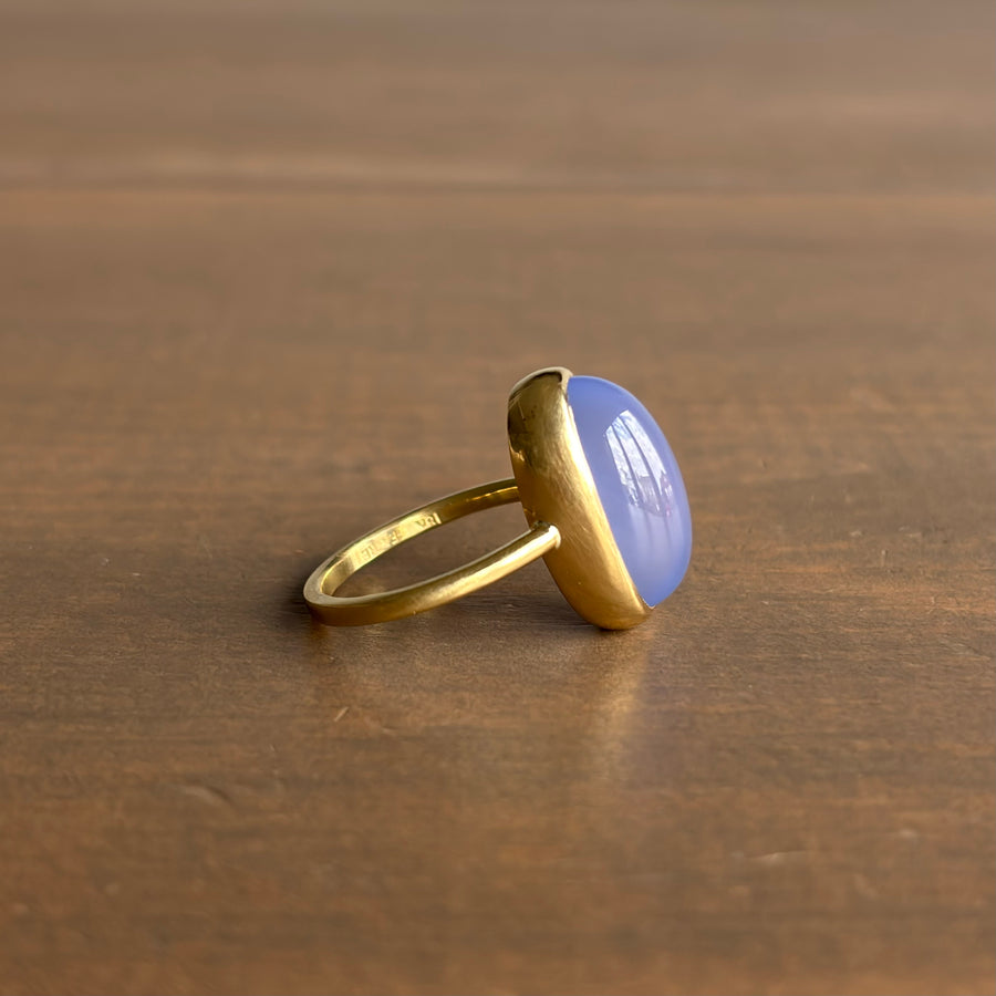 Blue Chalcedony Cabochon Wire Ring side view 2