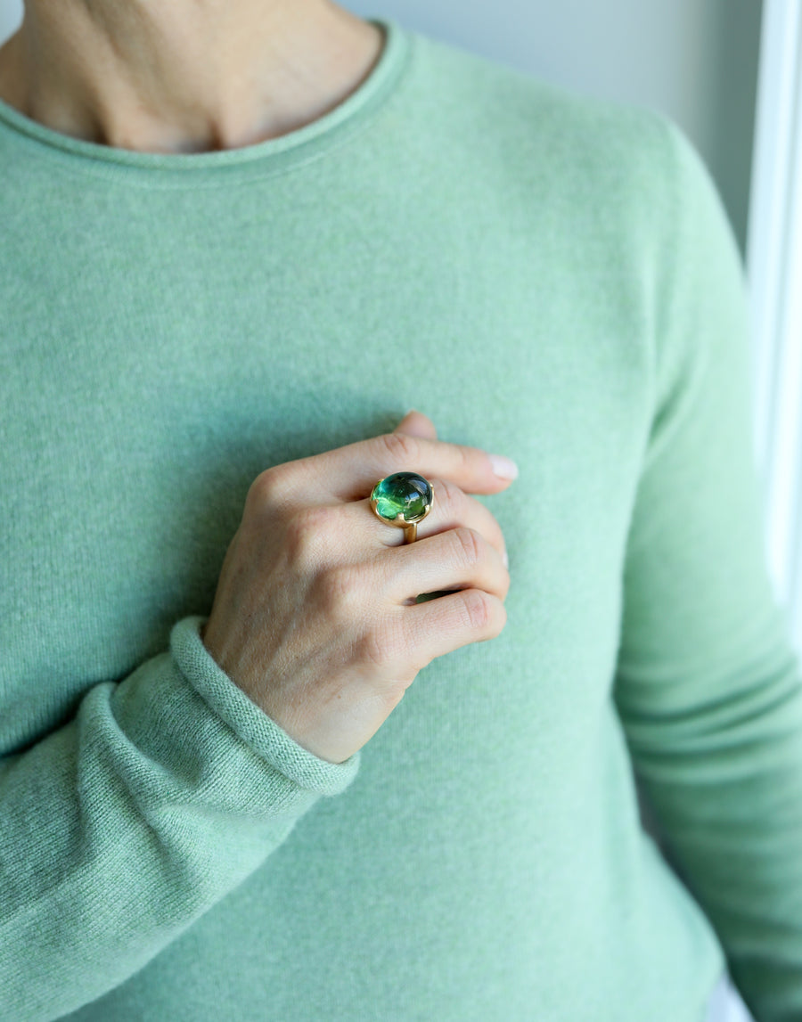  Green Tourmaline Queens Ring front view