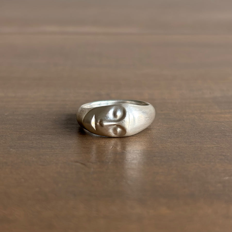 Hannah Blount Large Grey Lady Cameo Ring ring front view