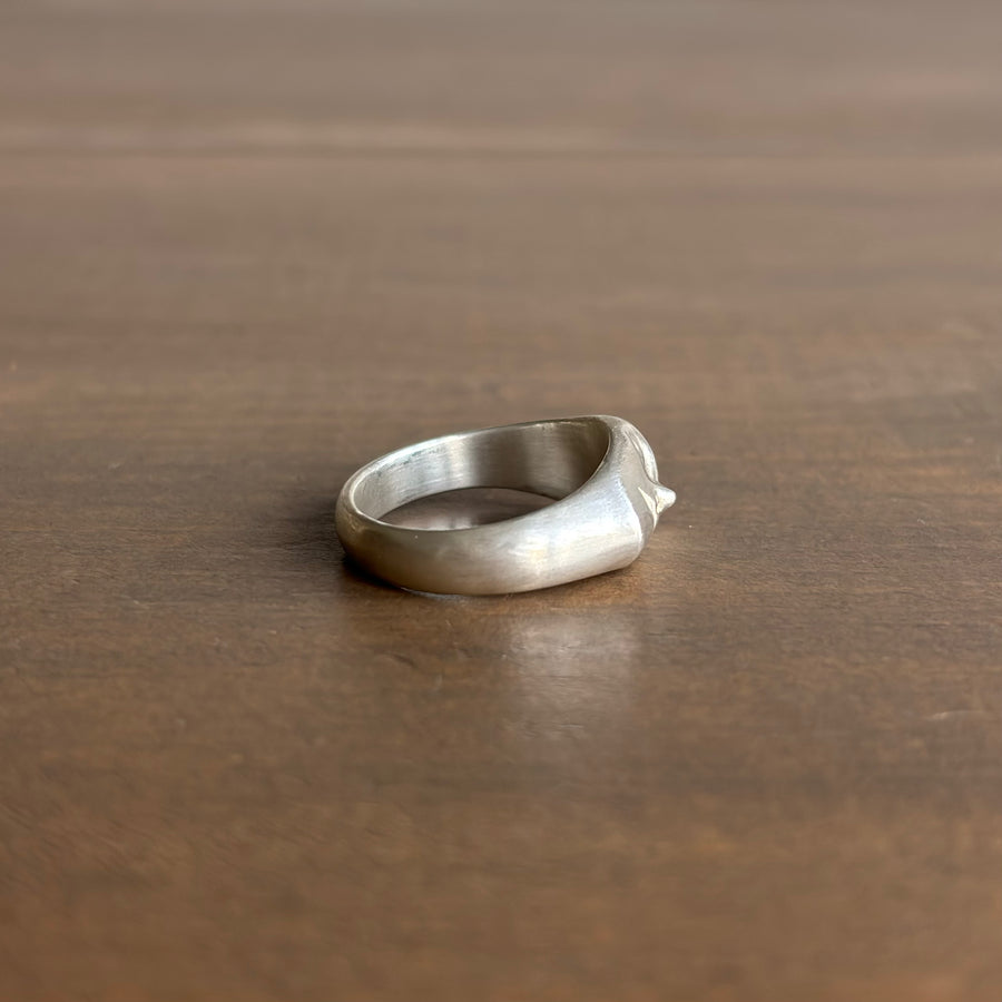 Hannah Blount Large Grey Lady Cameo Ring ring side view 2