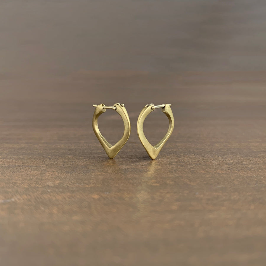 Gold Corazon Hoop Earrings