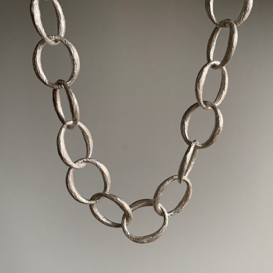 Silver Tapered Oval Link Chain Necklace