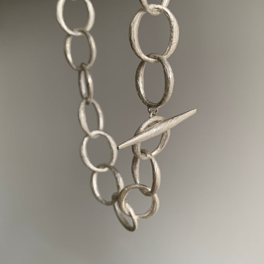 Silver Tapered Oval Link Chain Necklace