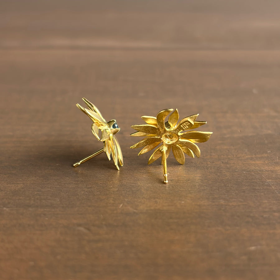 Blue Montana Sapphire Chrysanthemum Stud Earrings
