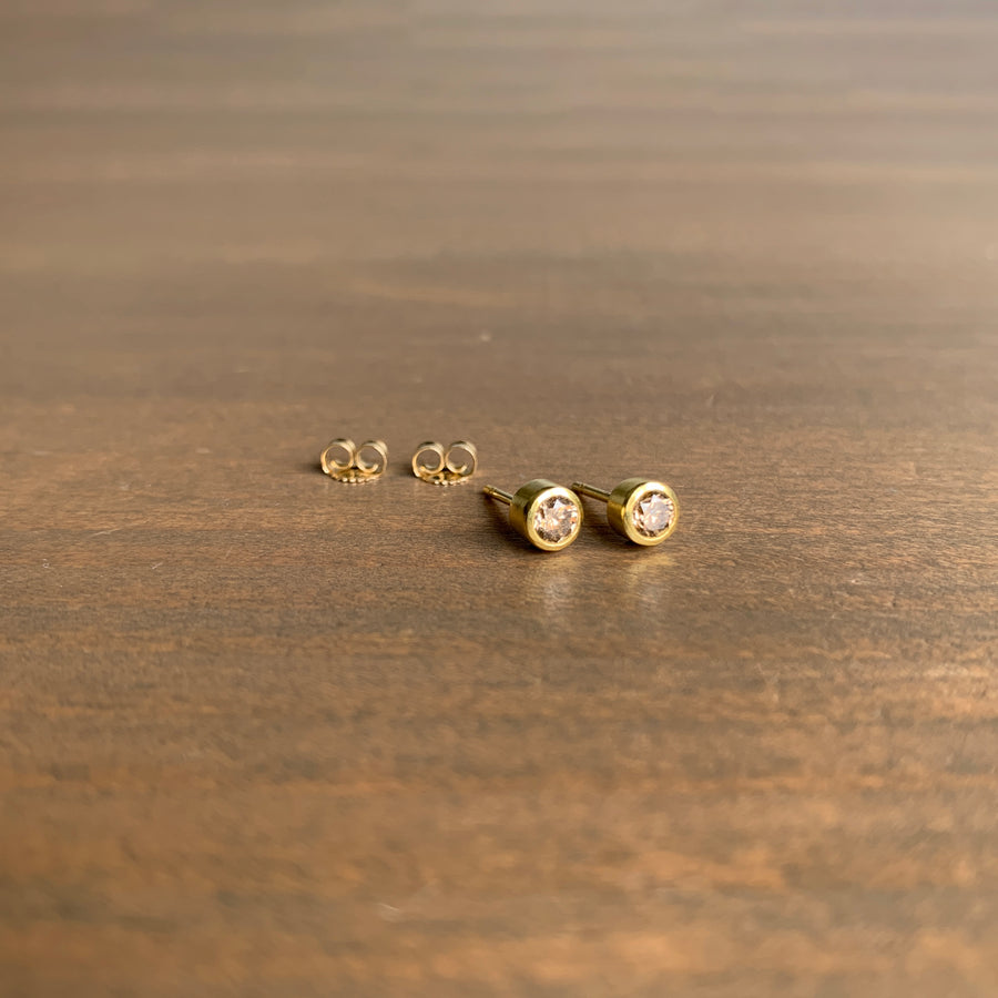 Round Brown Diamond Stud Earrings