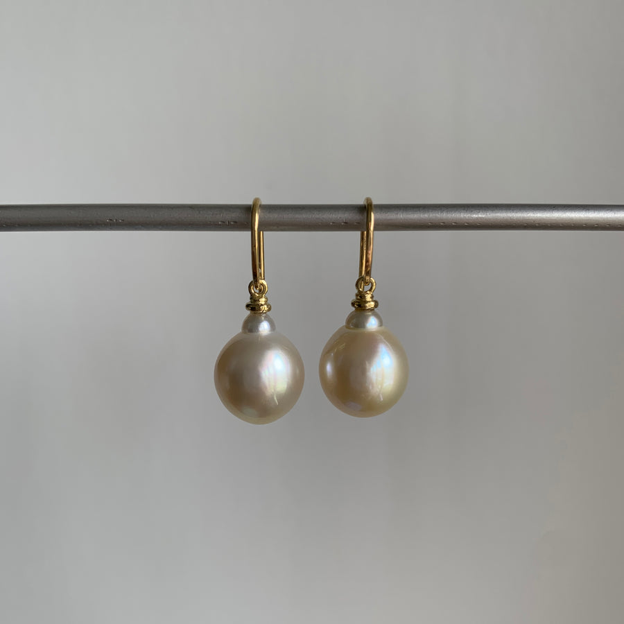 Crème South Sea Pearl Earrings