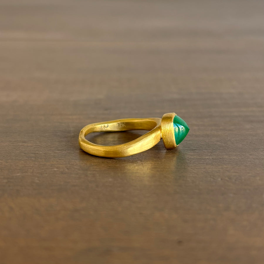 Larger Colombian Emerald Sugarloaf Wave Ring