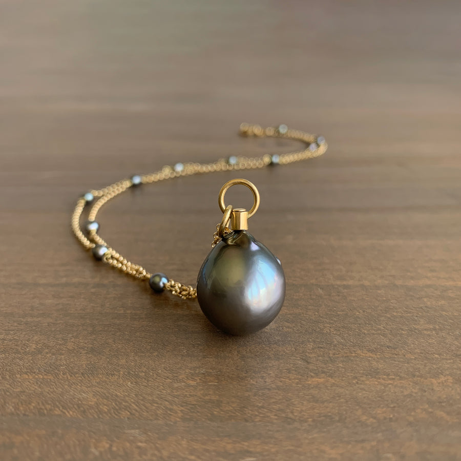 Tahitian Grey Pearl Drop with Keshi Accented Chain