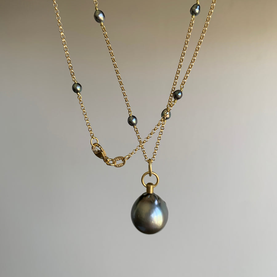 Tahitian Grey Pearl Drop with Keshi Accented Chain