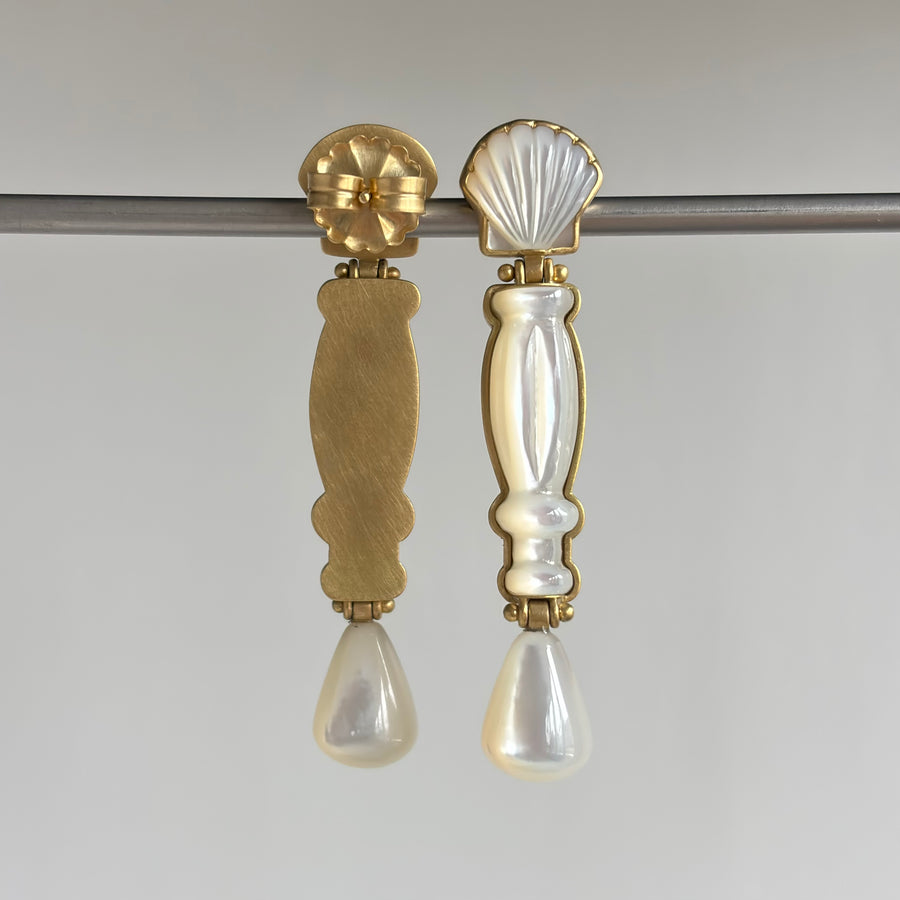 Mother of Pearl Venus Pillar Earrings