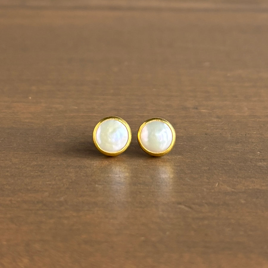 Round Pearl Stud Earrings