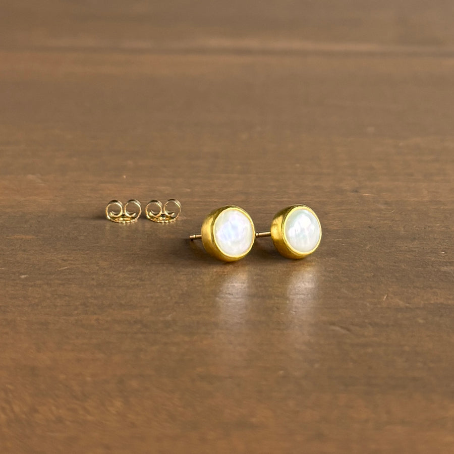 Round Pearl Stud Earrings