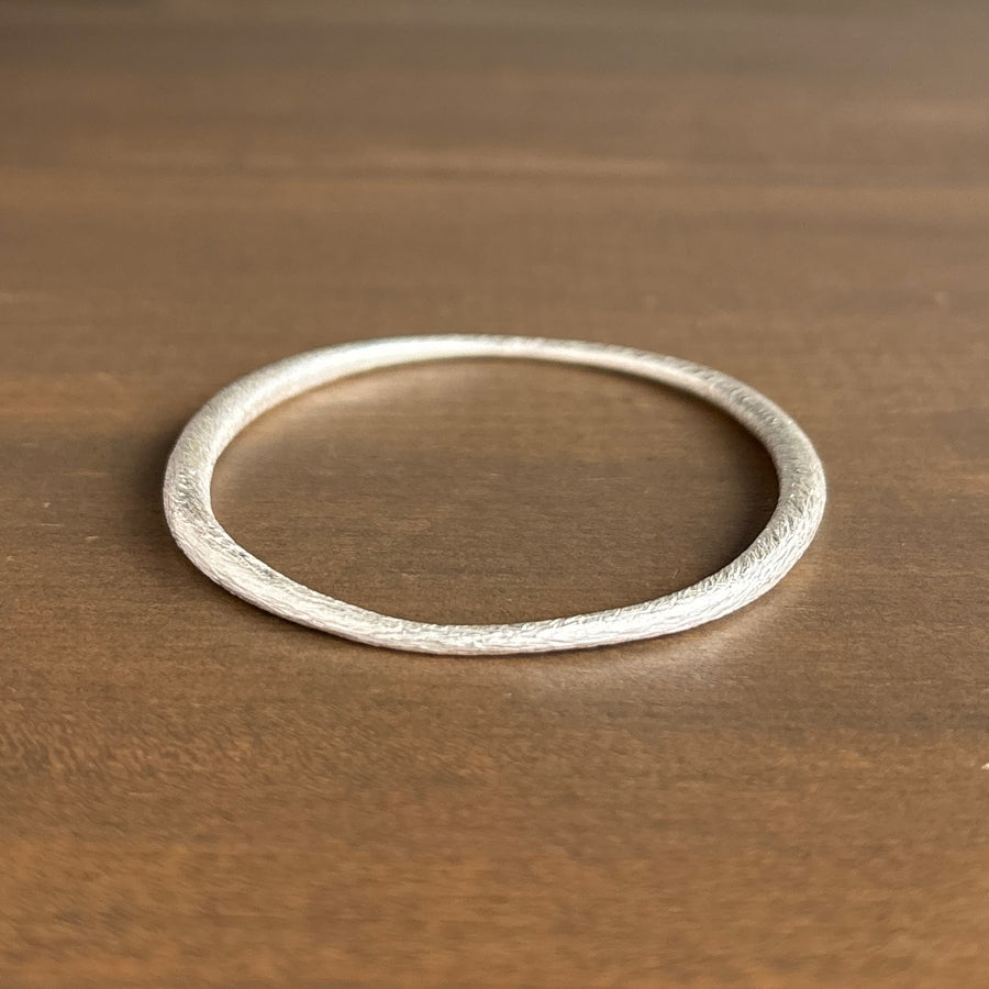 Silver Oval Tapered Bangle Bracelet