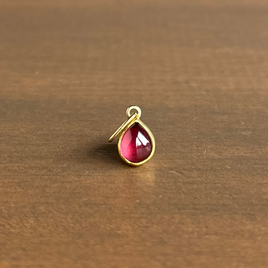 Petite Rhodolite Garnet Leaf Pendant