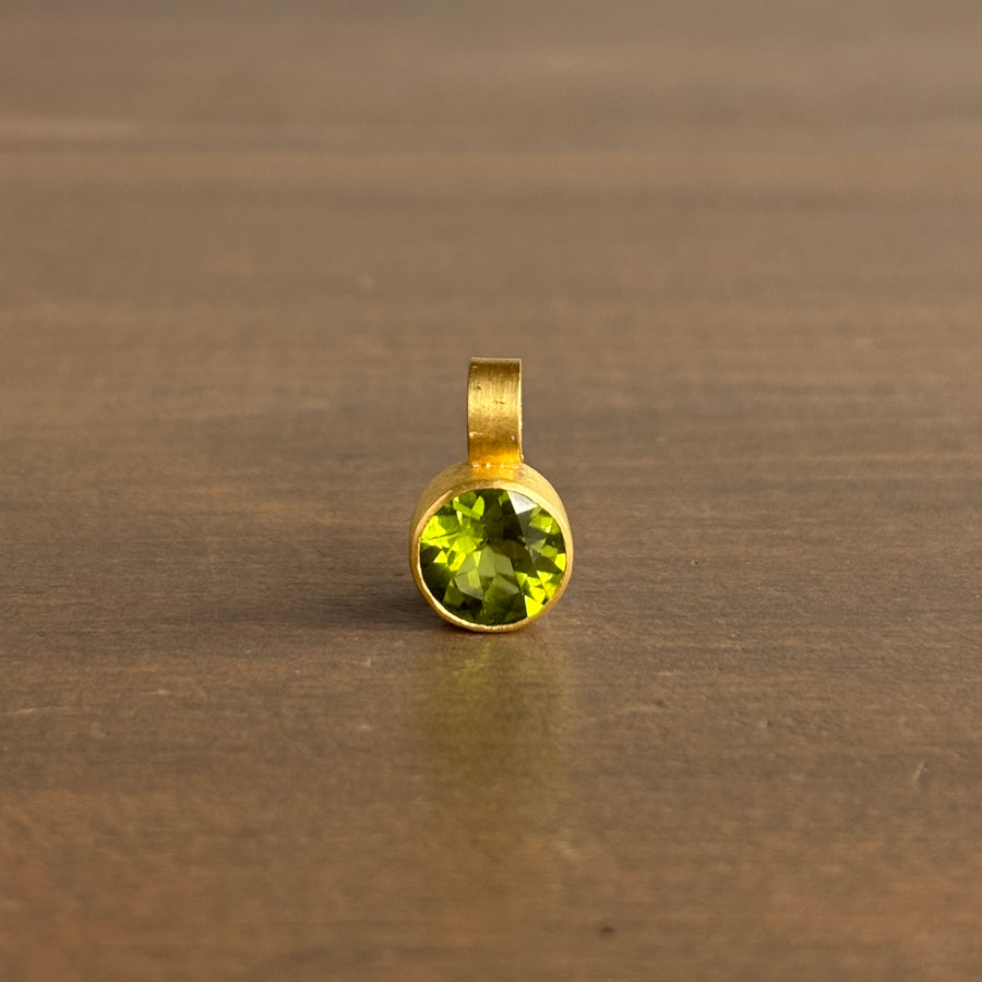 Faceted Round Peridot Pendant
