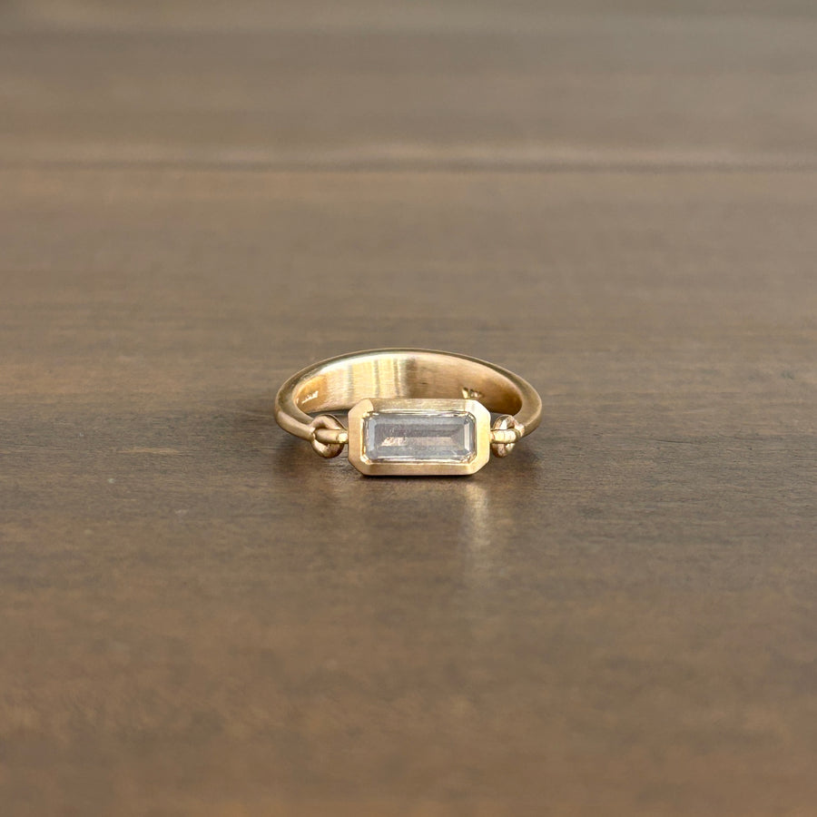 Grey Baguette Diamond Empire Ring in 14k Gold
