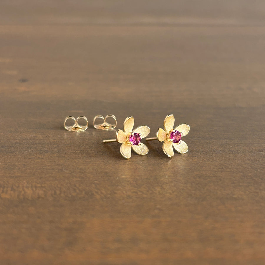 Bold Garnet Flower Stud Earrings in 14k Gold side view