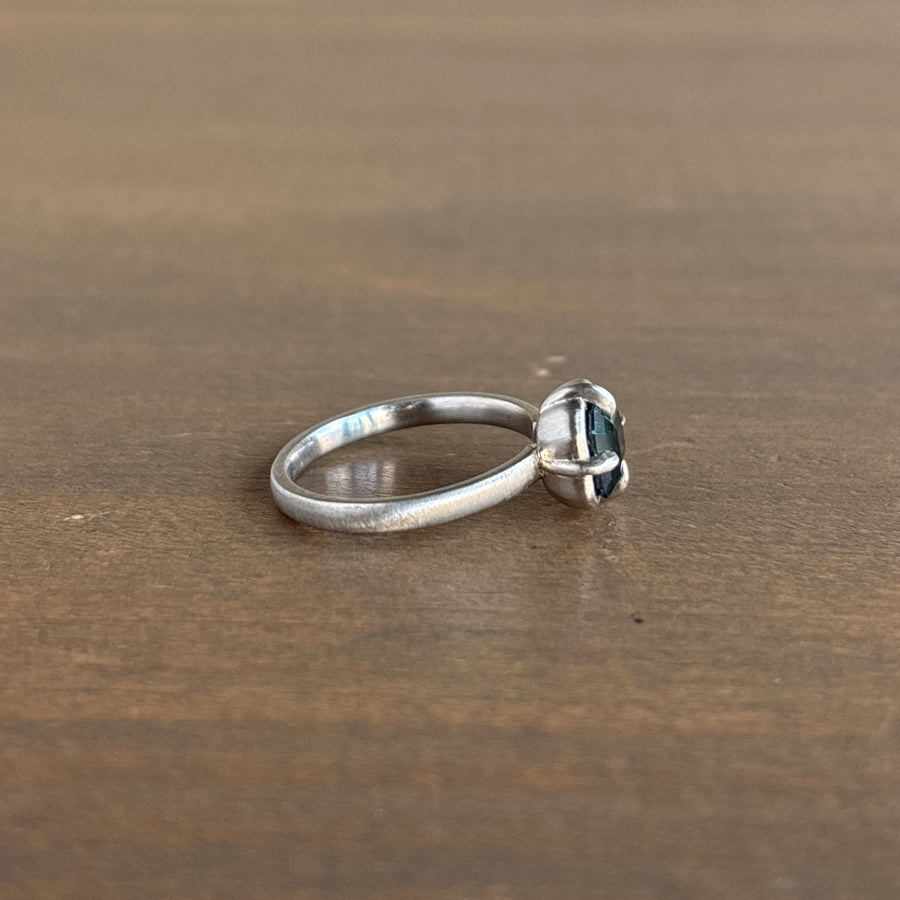 Zanahary Blue Sapphire Vanity Ring