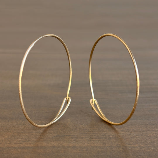 Eye of the Needle Hoop Earrings in 14k Gold