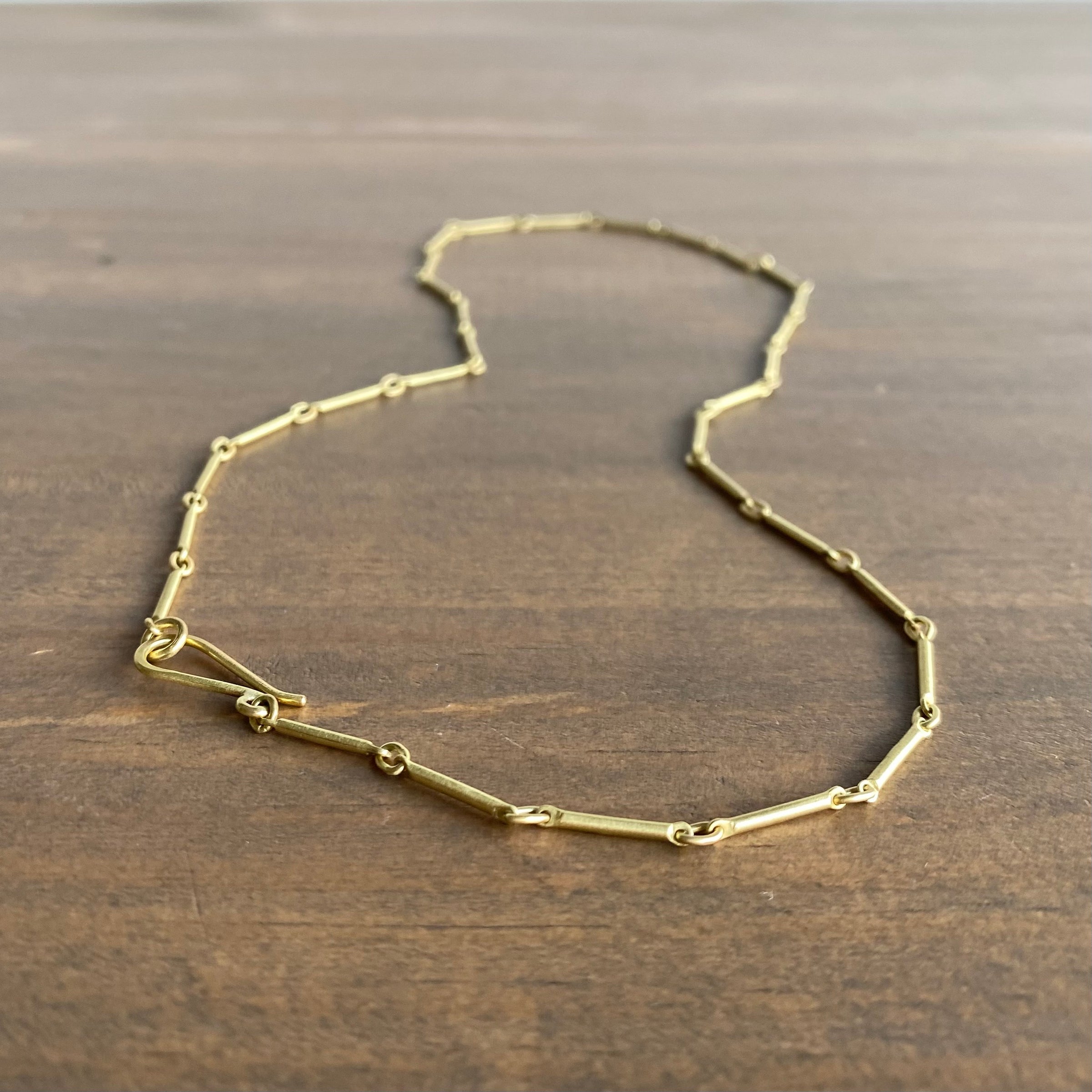 Dainty Gold or Silver Loop Chain Bracelet Gold