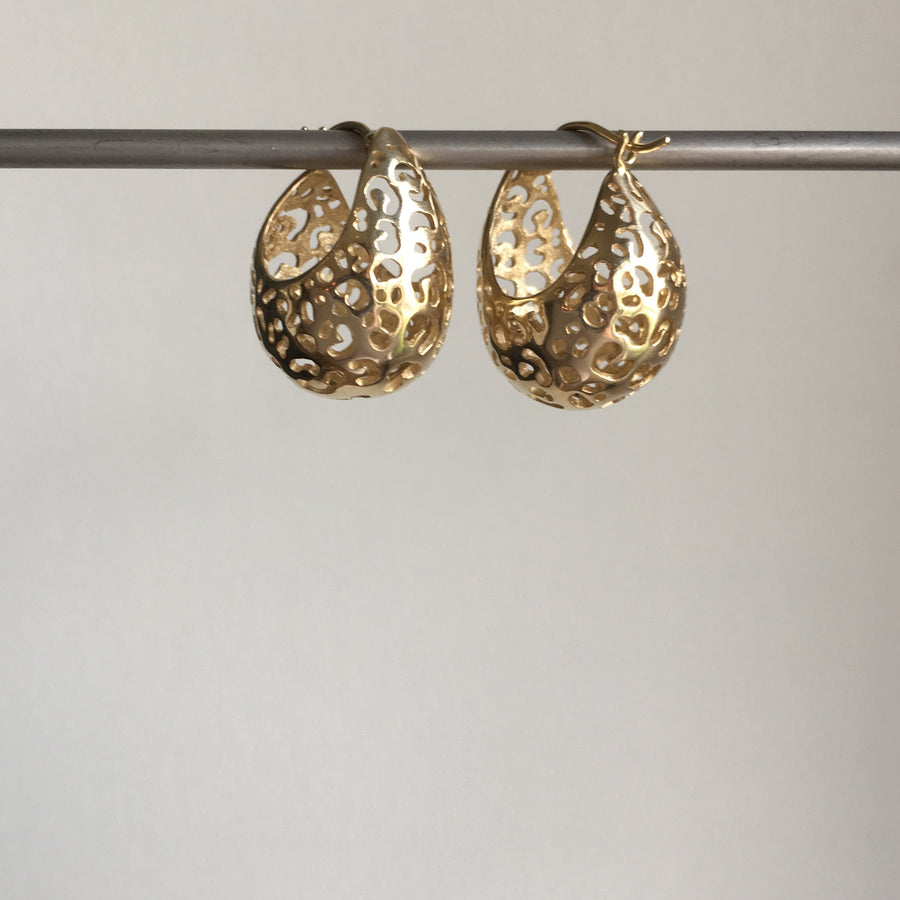 Small Gold Leopard Basket Hoops