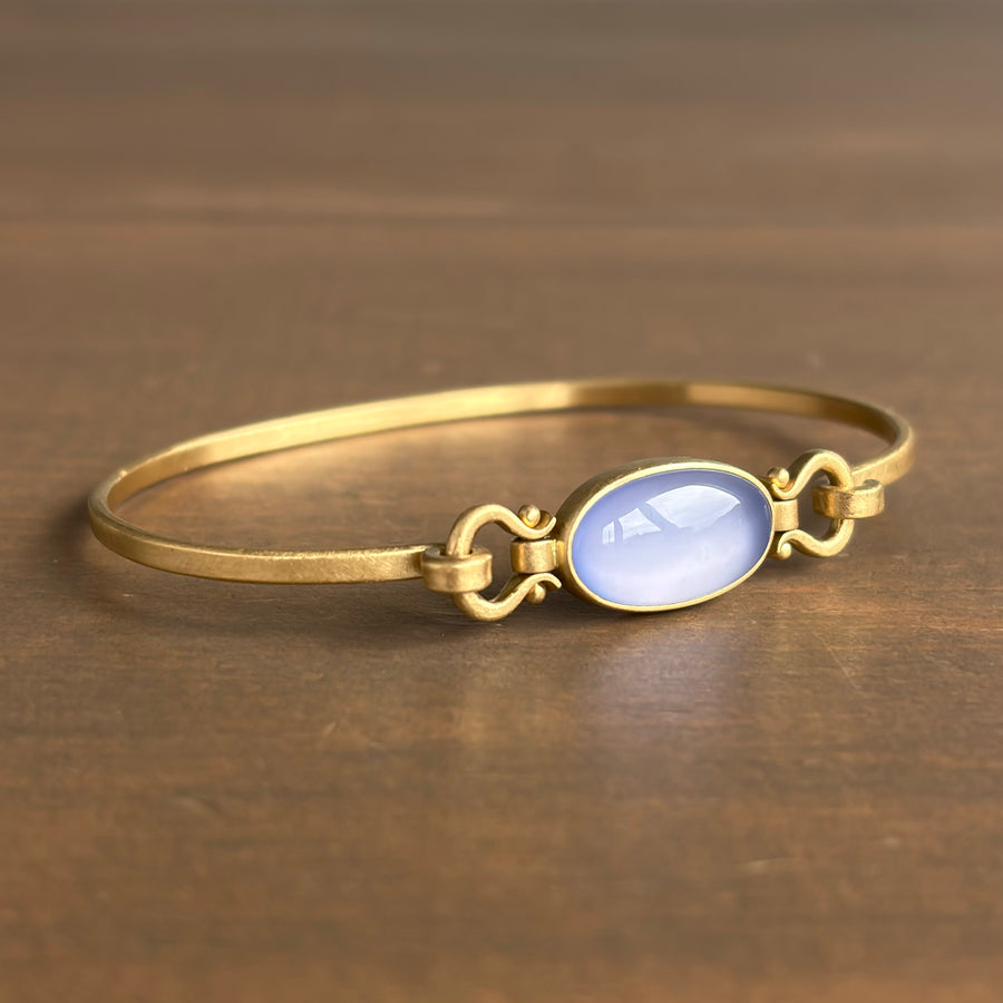 Elongated Oval Chalcedony Cabochon Bracelet