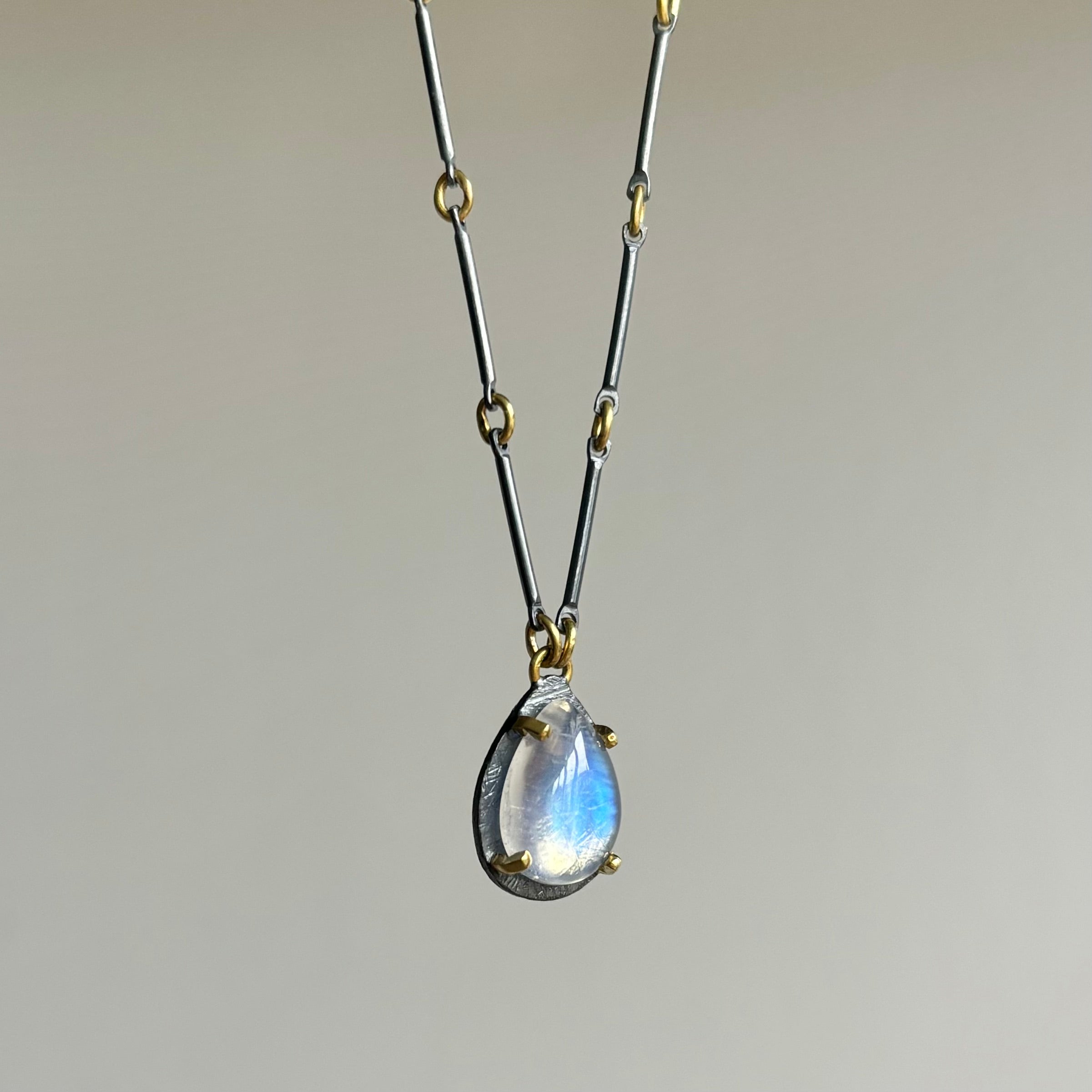 Heather Guidero Prong Set Rainbow Moonstone Drop Necklace – Meeka