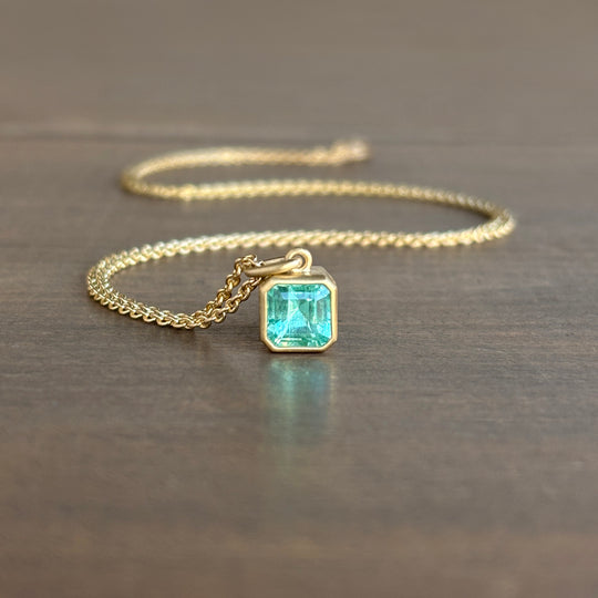 Lola Brooks Colombian Emerald Cube Pendant necklace front view