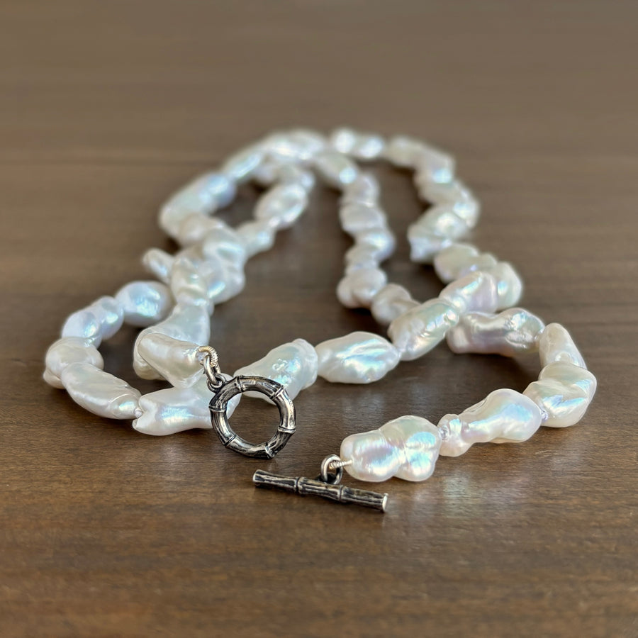 Mimi Favre Long Freshwater Baroque Pearl Strand Necklace clasp detail 2