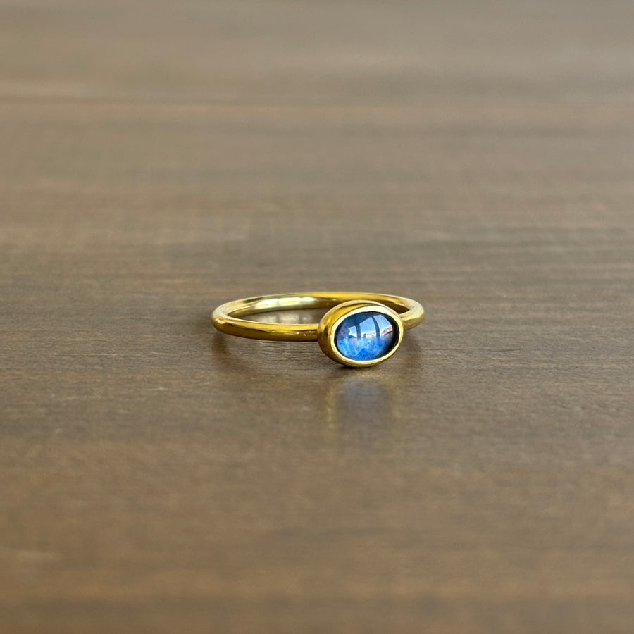 Oval Blue Sapphire Cabochon Ring side view 1