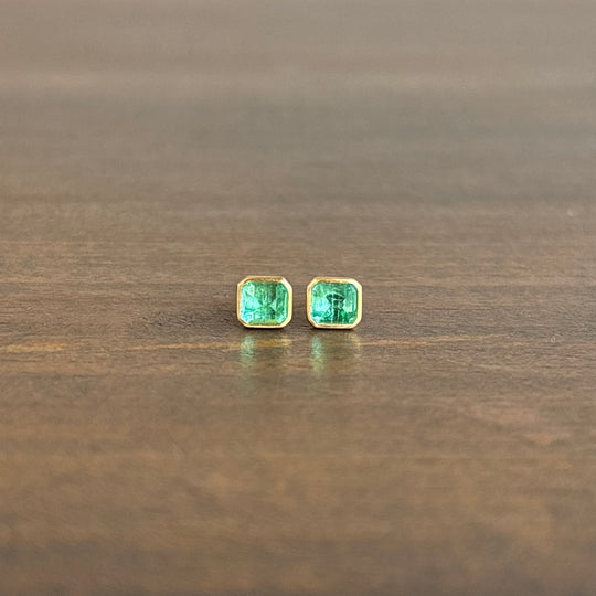 Petite 18k Gold & Brazilian Emerald Stud Earrings