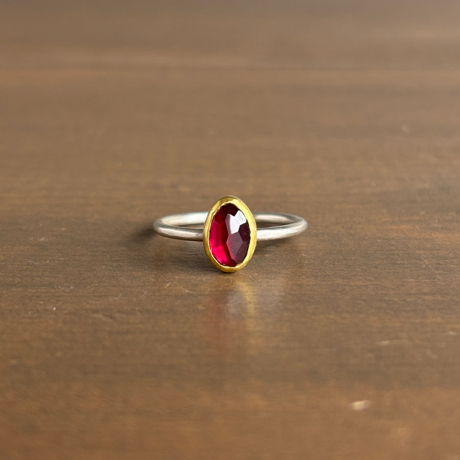 Sam Woehrmann Rose Cut Rhodolite Garnet Oval Ring front view