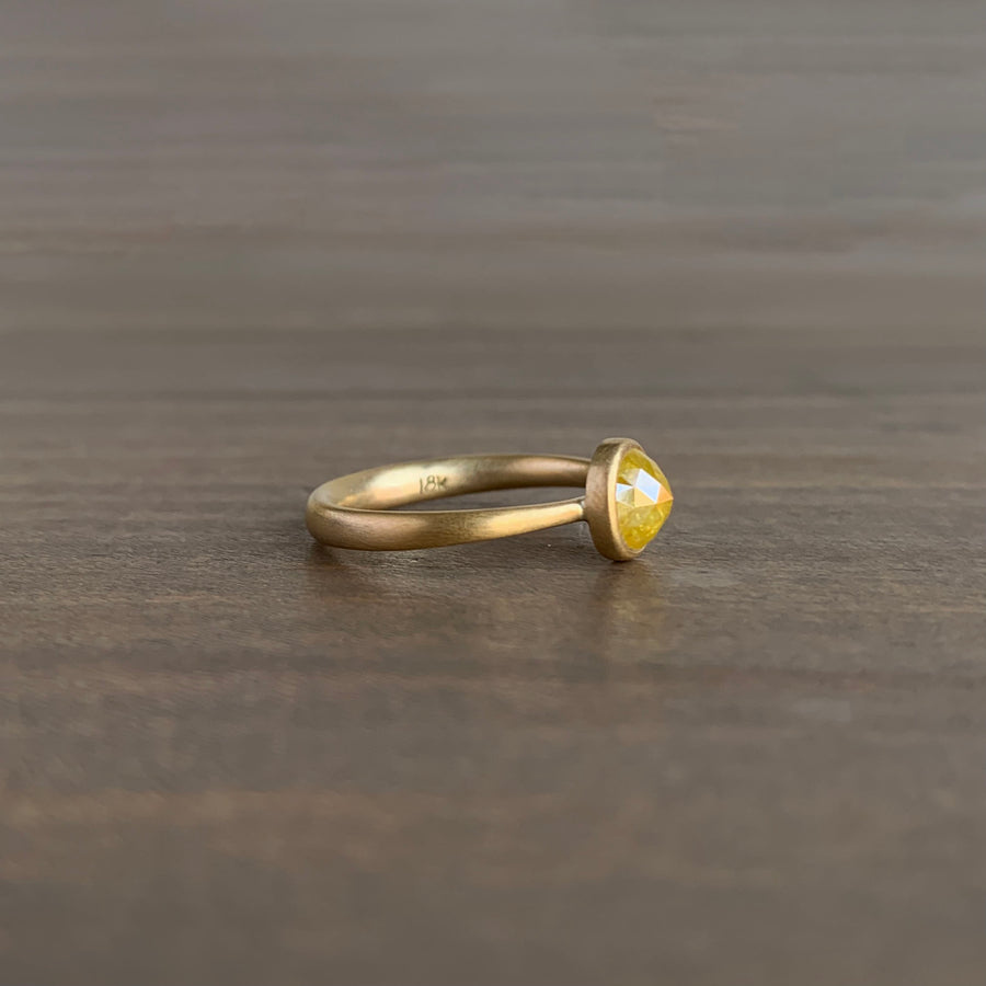 Round Saffron Diamond Ring