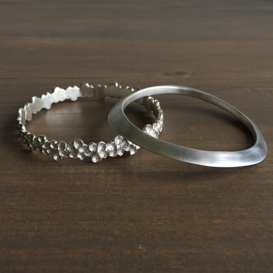 Medium Sterling Silver Impatiens Bangle