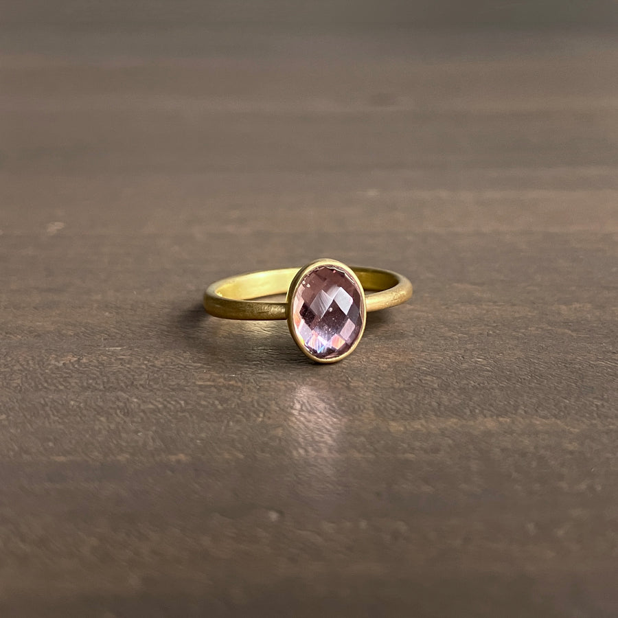 Natural Oval Checkered Peachy Pink Umba Sapphire Ring